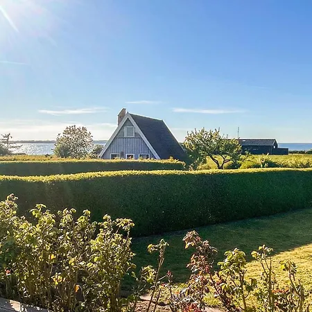 3 Bedroom Amazing In Brenderup Fyn Nyaraló